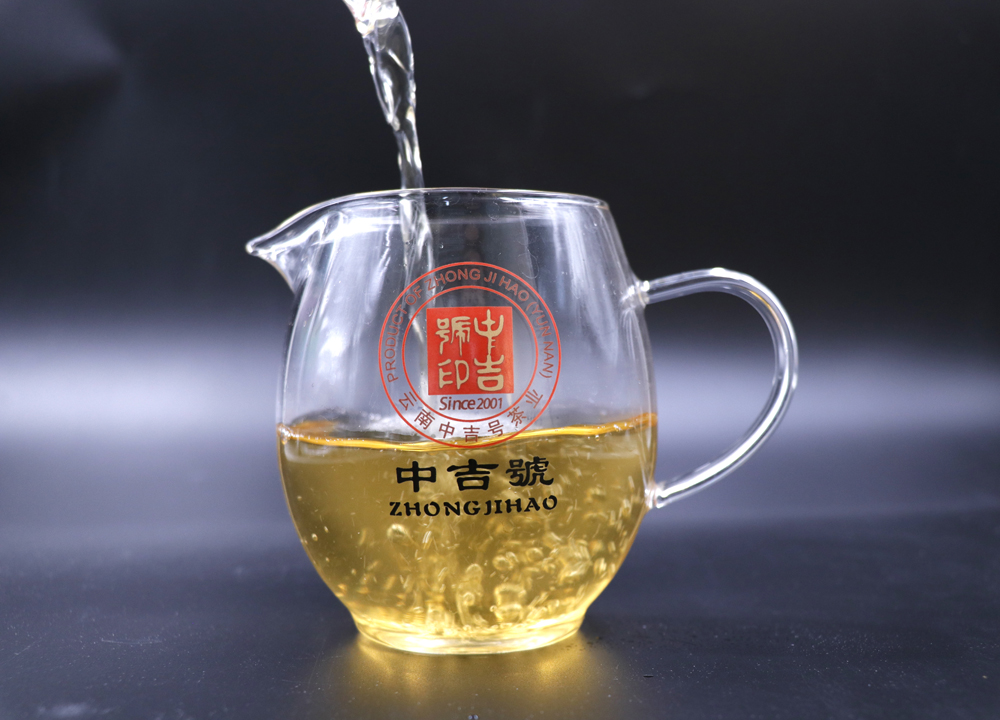 中吉號茶堂：普洱熟茶和紅茶，哪個更養(yǎng)胃？